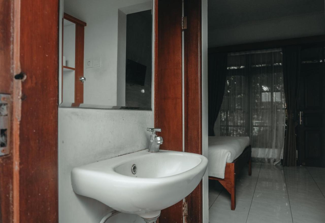 Tanah Lot Sekar Arum Riverside Resort In Canggu מראה חיצוני תמונה
